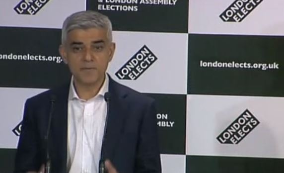 Садик Хан беше преизбран за кмет на Лондон Той победи